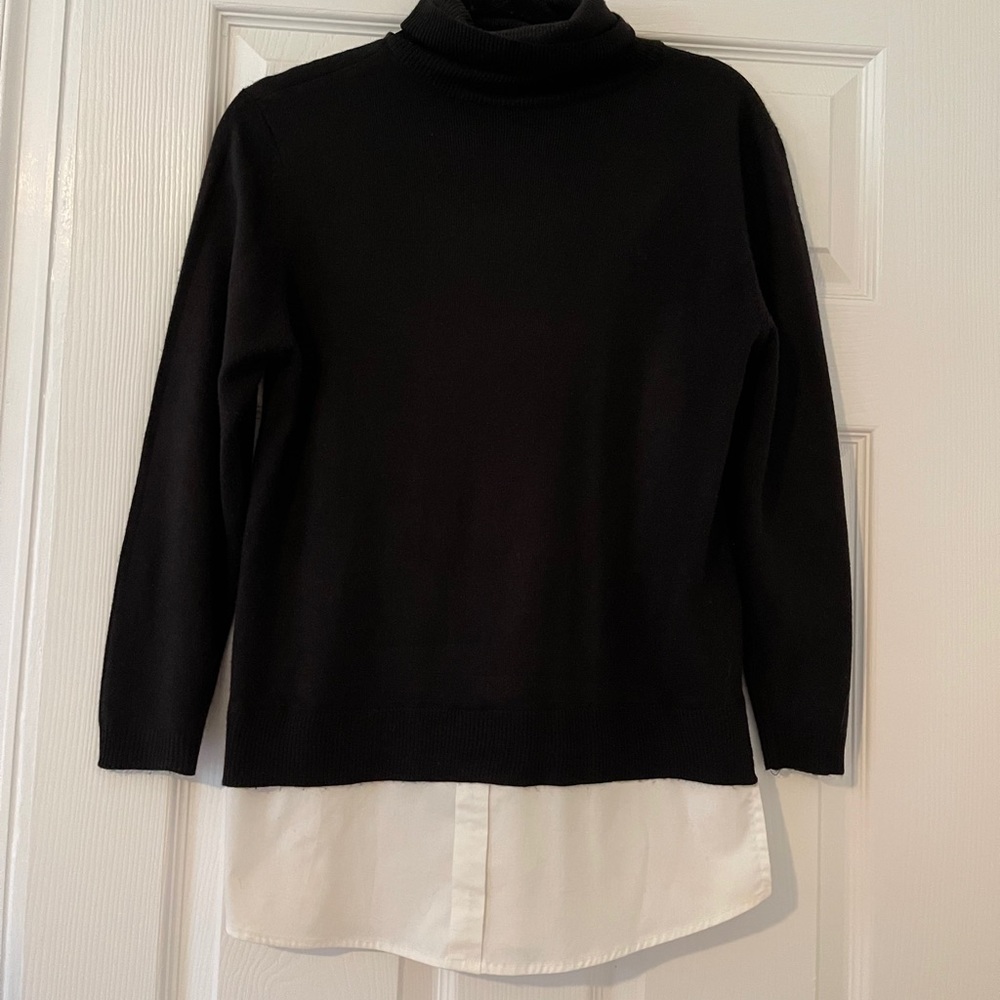 Sweater size M